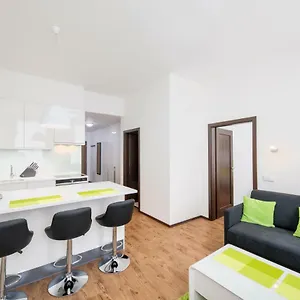 https://letna-luxury-apartment.praguehotelsweb.com